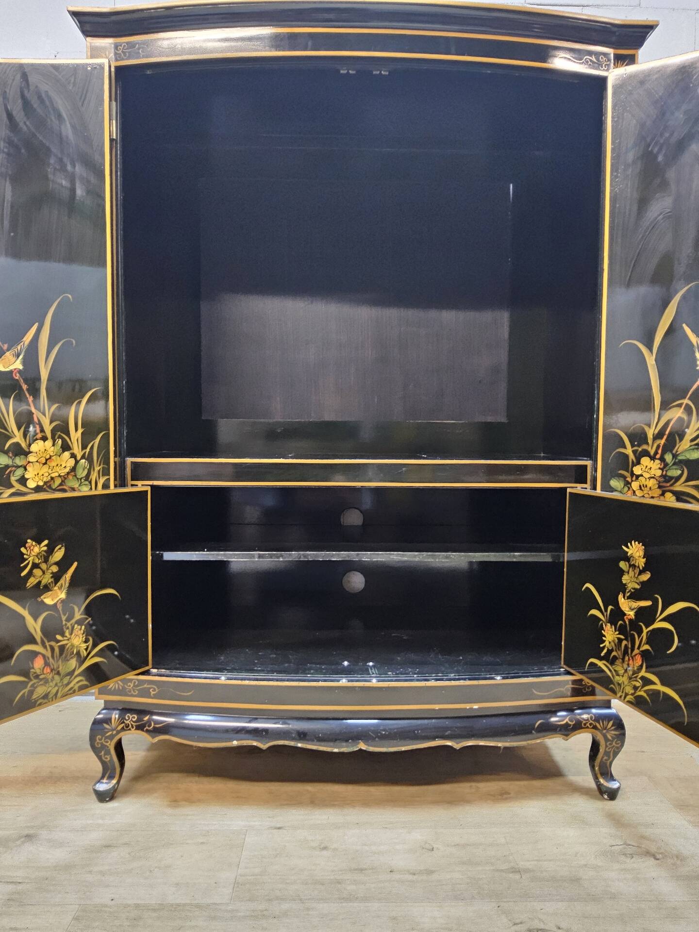 Vintage Chinese cabinet with gold leaf, flowers and peacock/ bohemian
