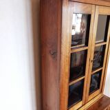 Old showcase
