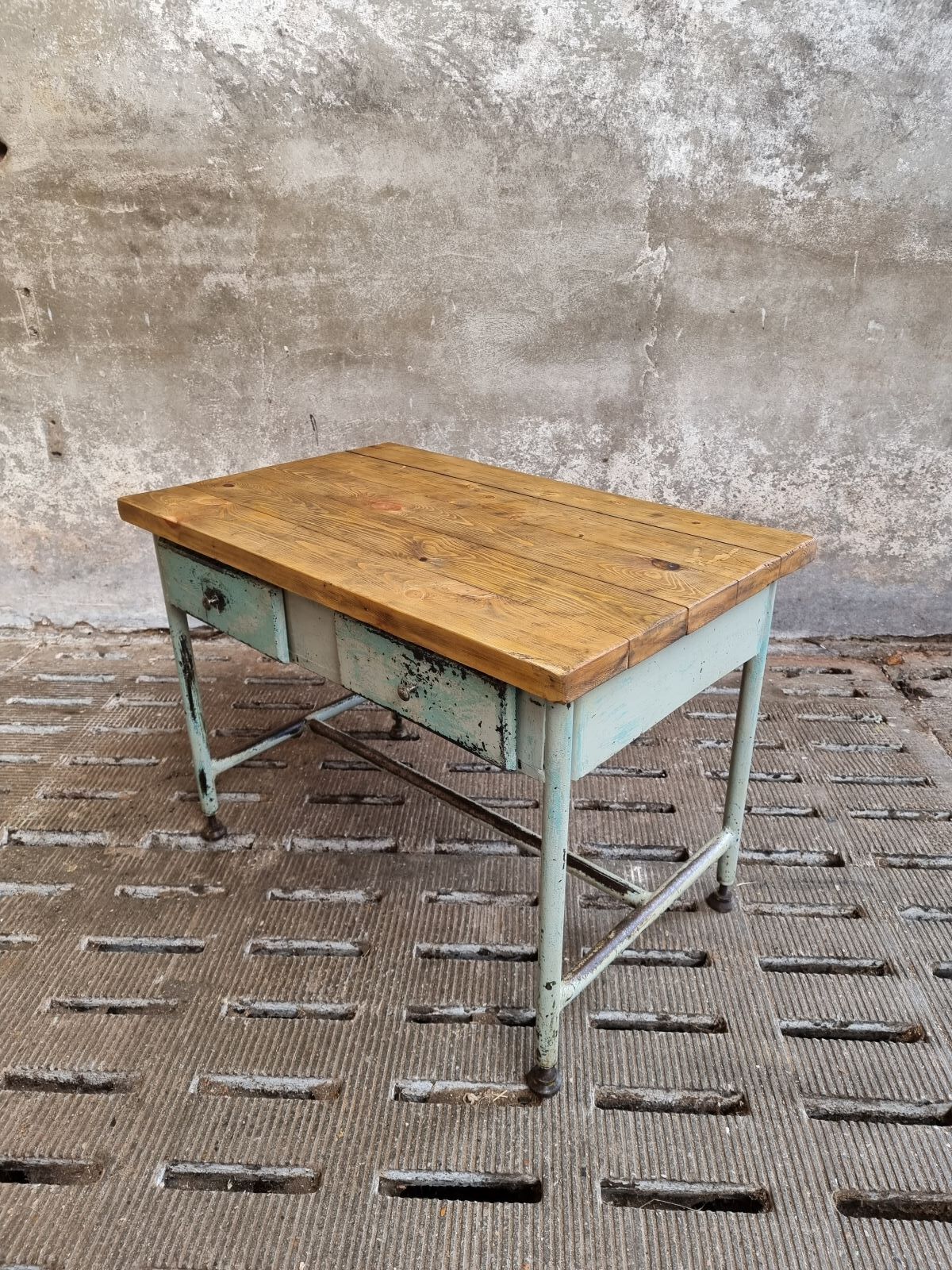 Industrial workbench side table bathroom furniture with drawers