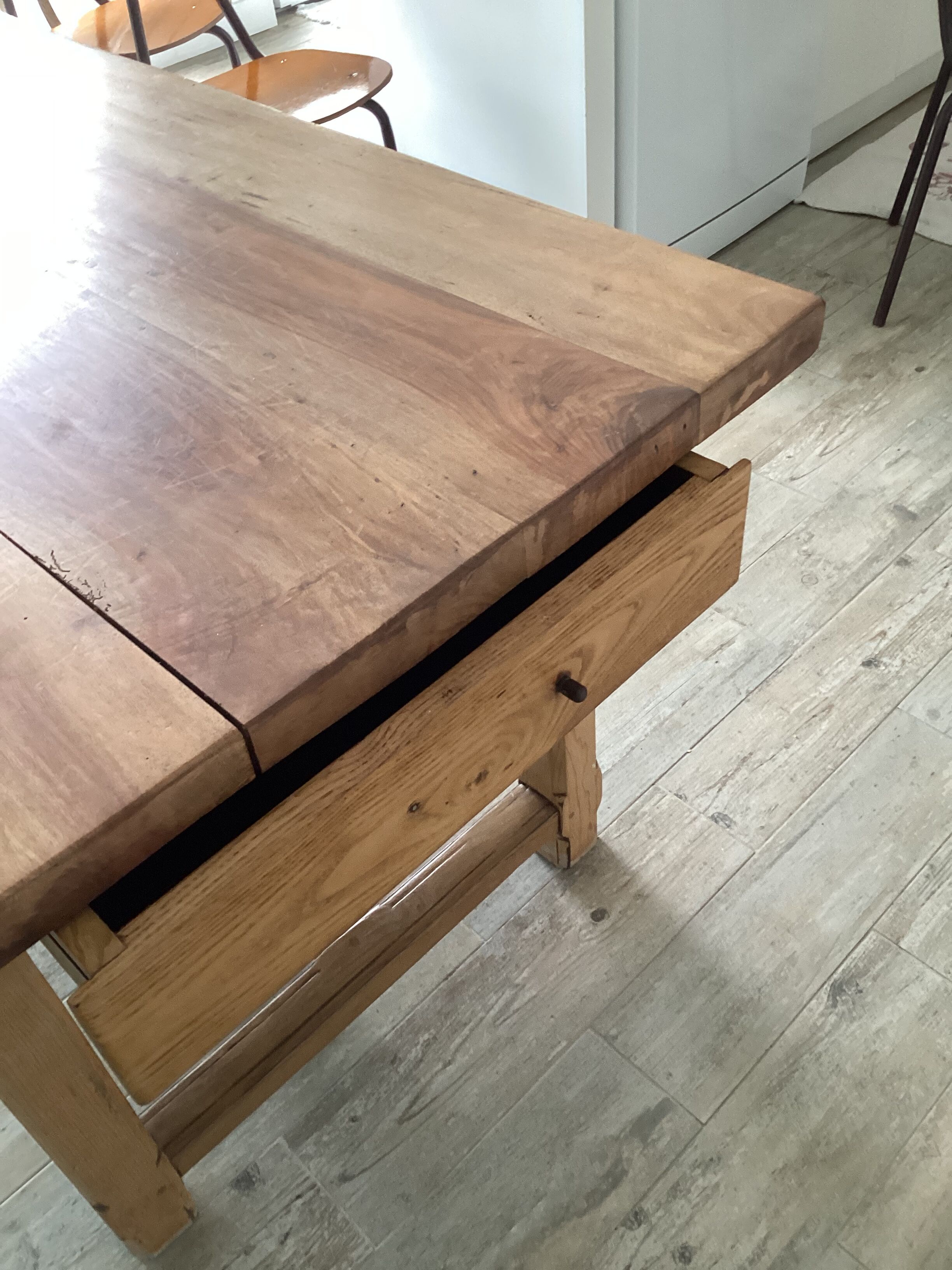 Oak dining table