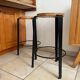 Paire de tabourets de bar noir et bois