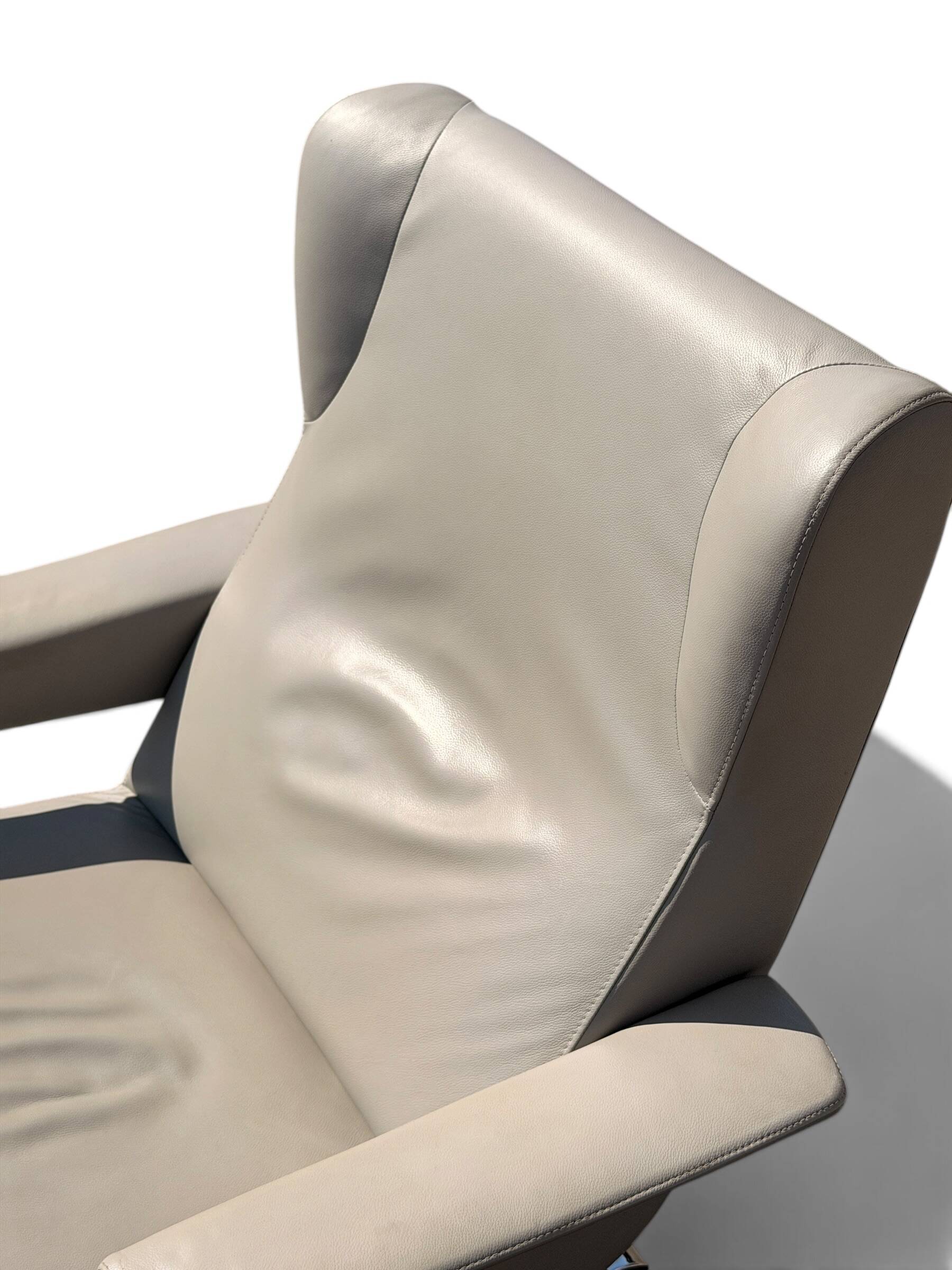 Archi armchair in grey leather by Pierre Paulin - Ligne Roset Edition