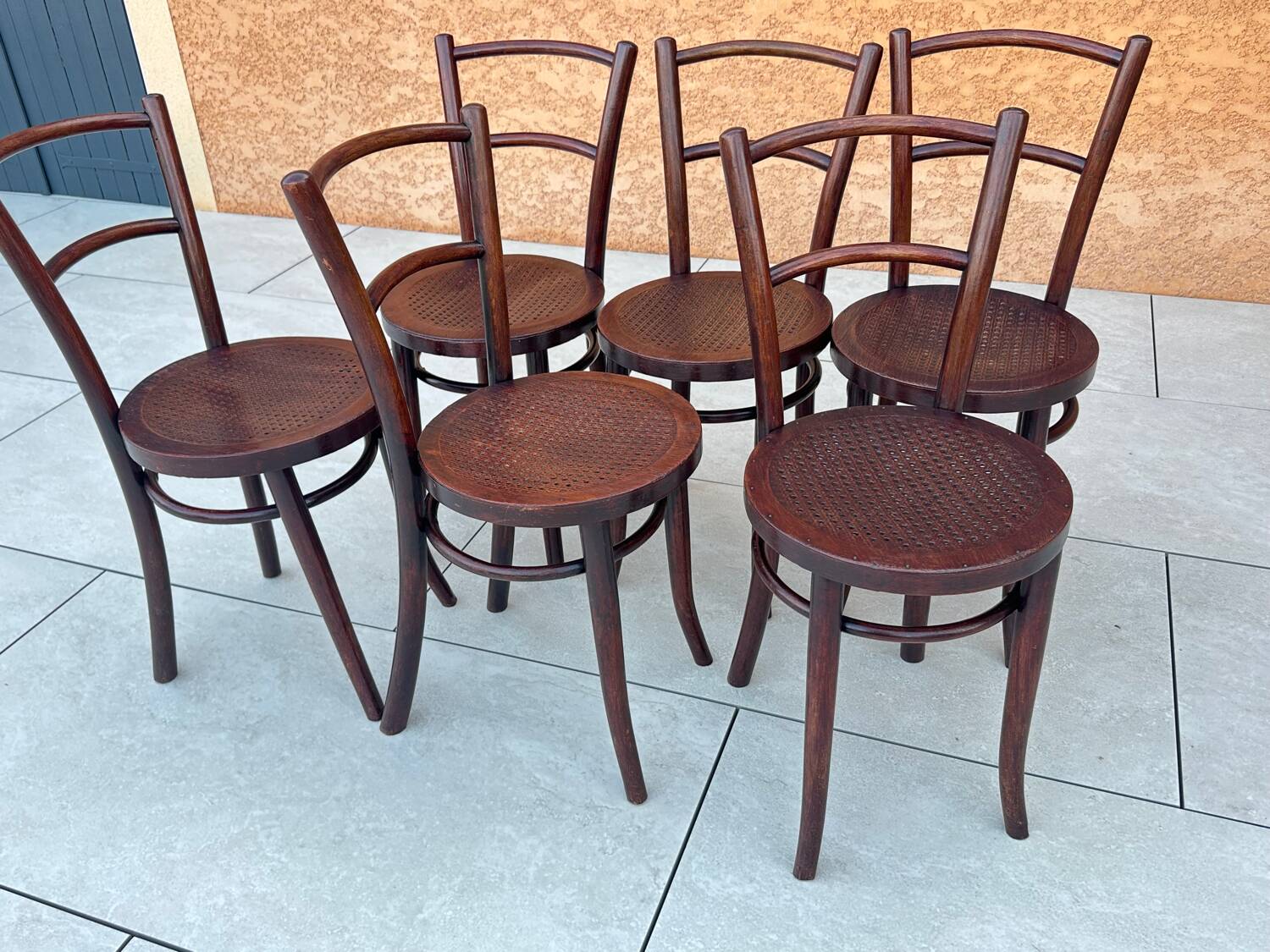 Suite de 6 chaises de bistrot Thonet années 1920