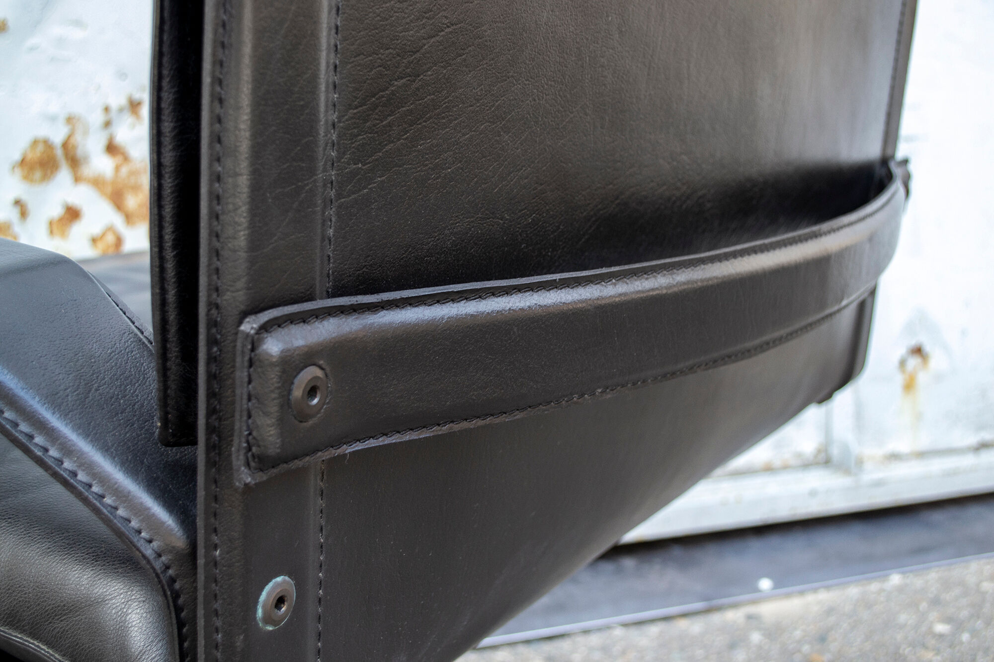 Leather desk armchair by Bernini Italia Anni '80
