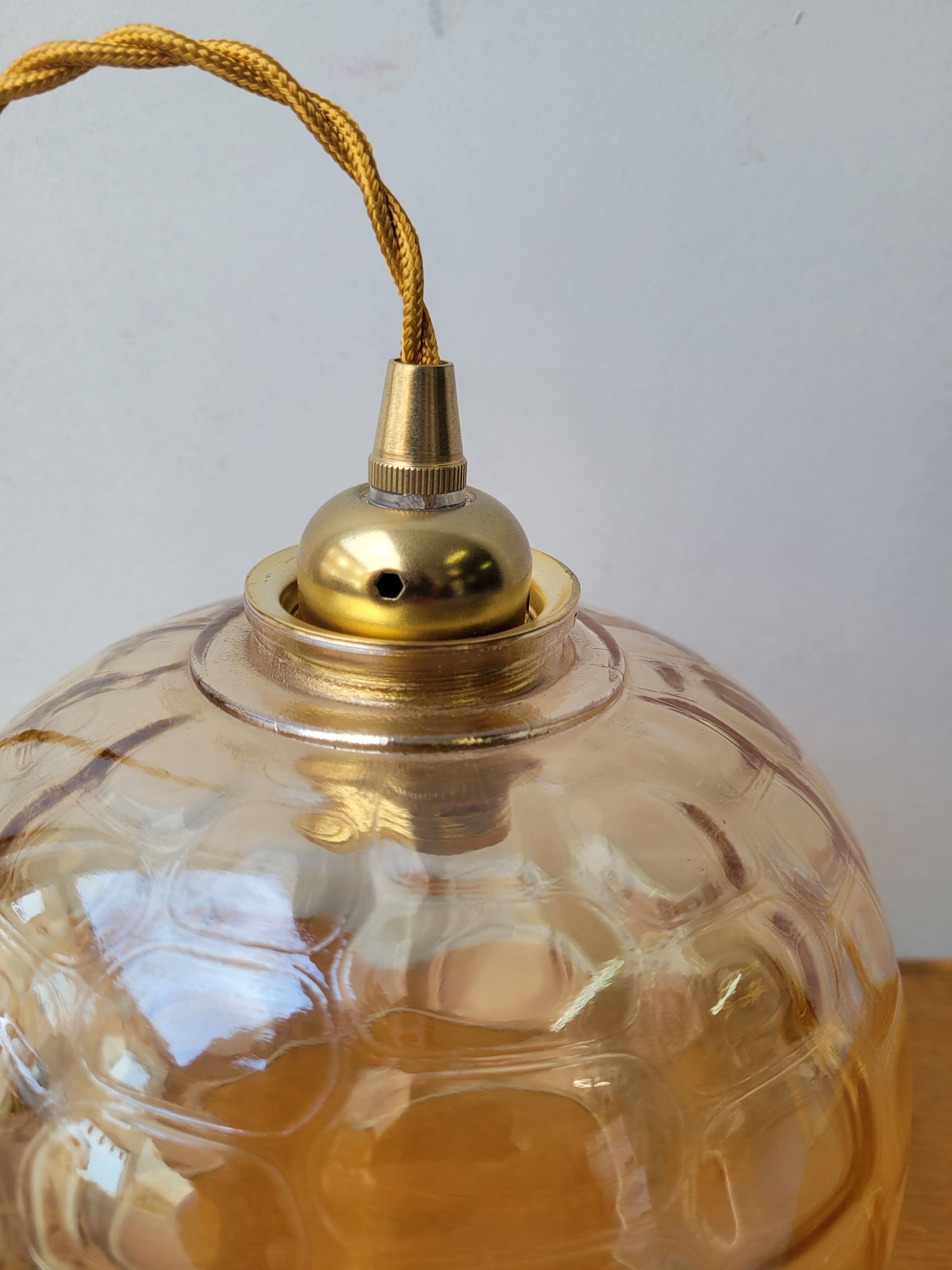 Suspension en verre fumé