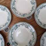 Ensemble de 9 anciennes assiettes plates modèle Guadeloupe Saint Amand