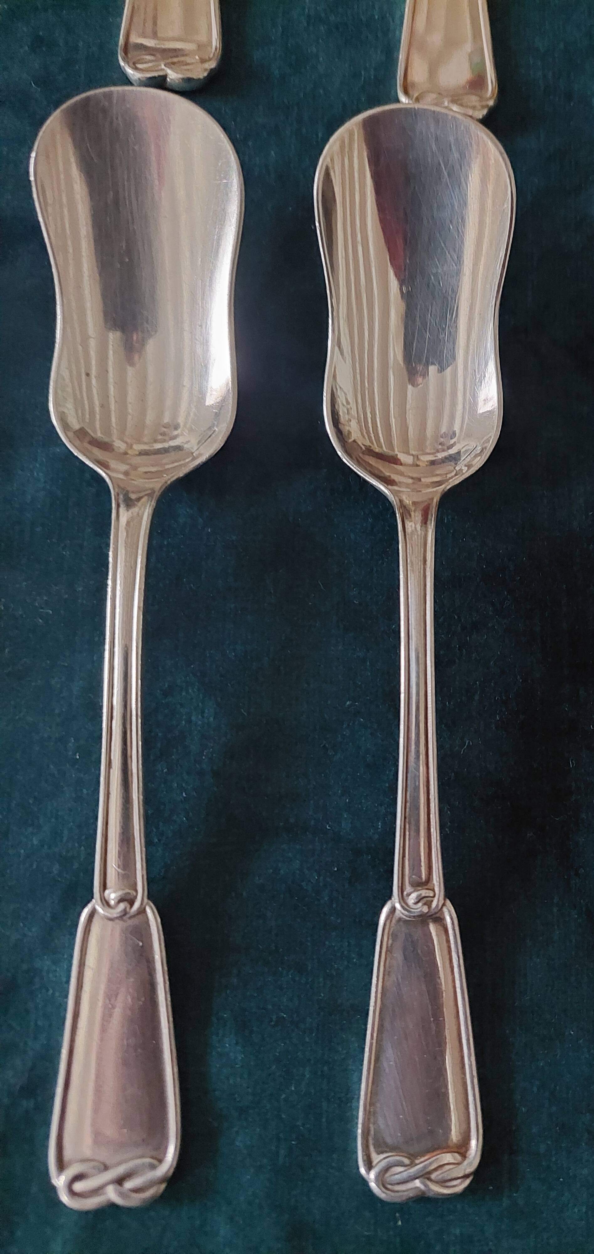 Christofle silver-plated hors d'oeuvre or dessert spoons with Bala hallmark