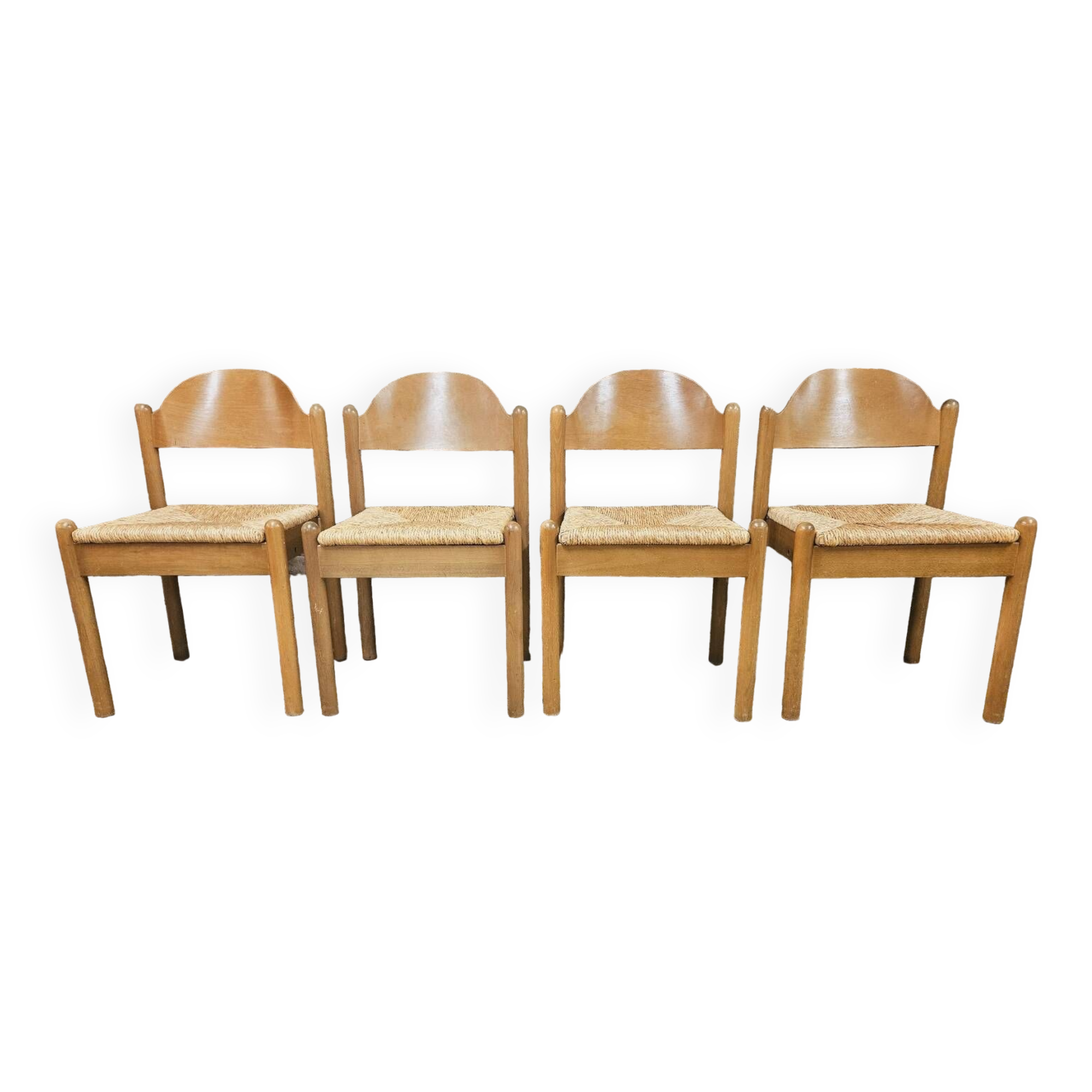4 straw chairs in the vintage Charlotte Perriand 1970 style