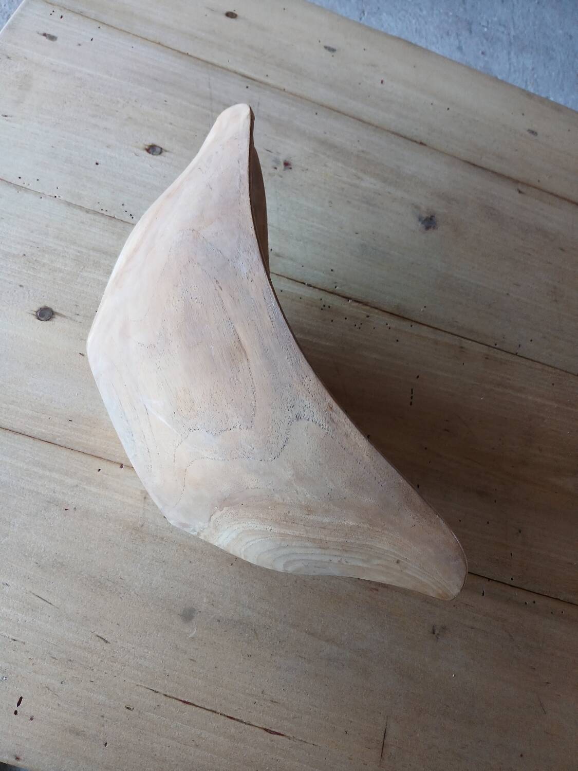 Solid wood bowl / empty pocket
