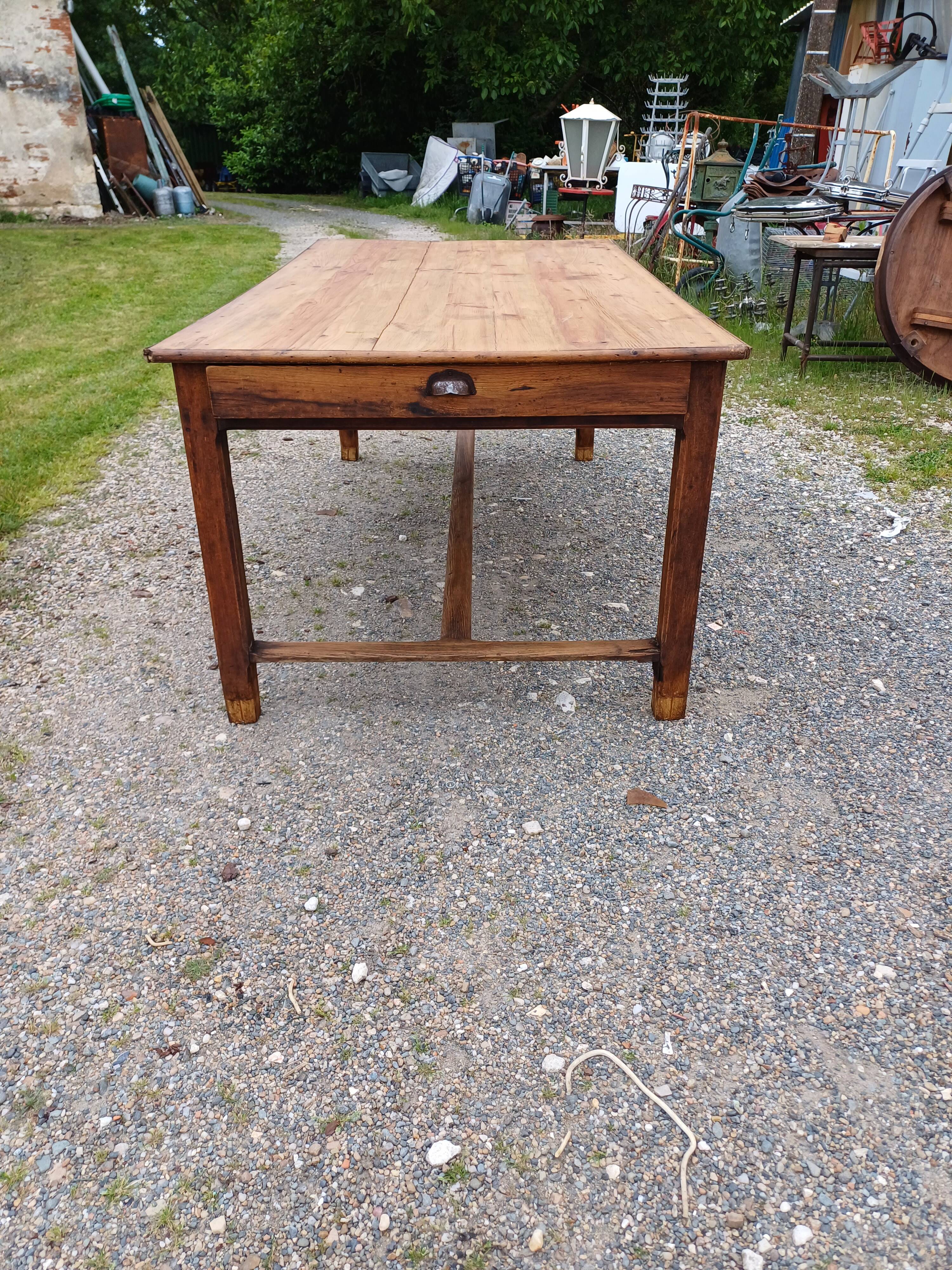 Country Pine Farmhouse Table, 4 Drawers.