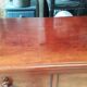 Commode anglaise placage acajou doré