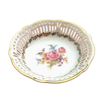 Cup openwork porcelain floral decoration