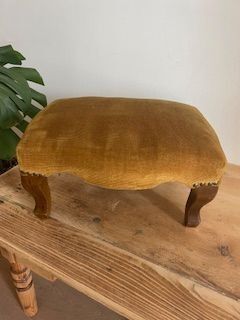 Antique footrest bench