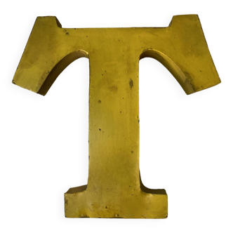 Sign letter “T”