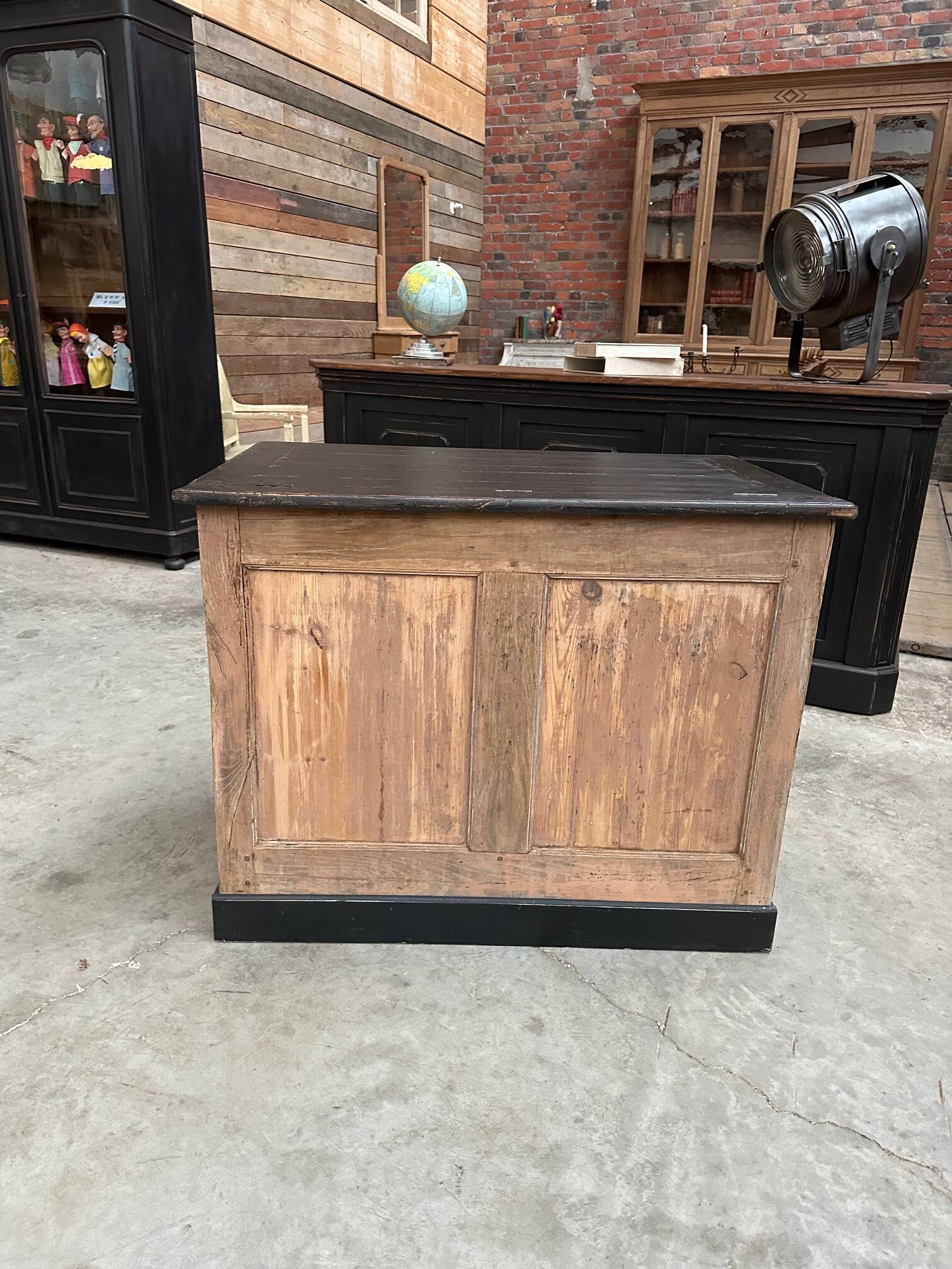 Comptoir d’accueil Début XXème