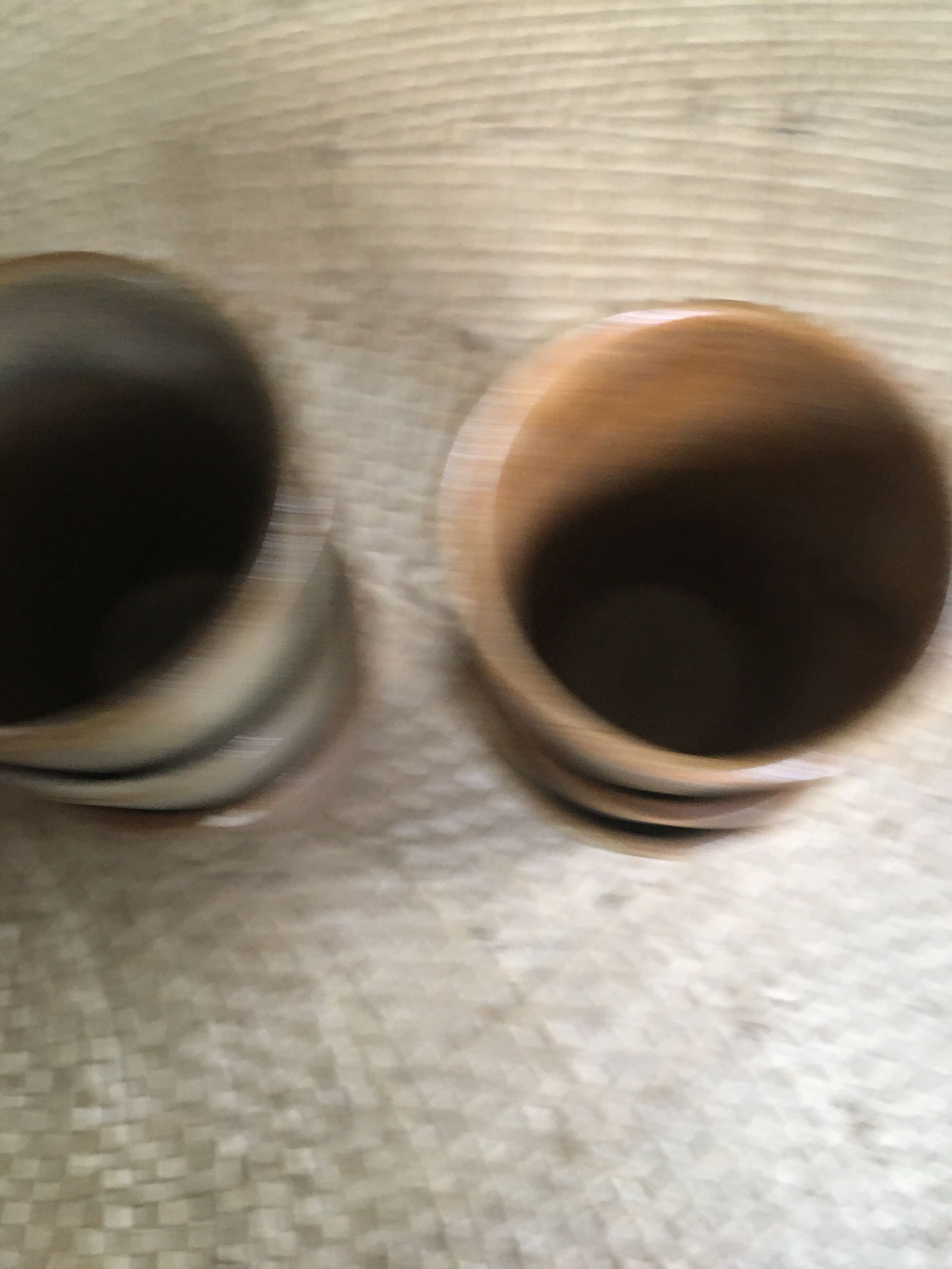 Series of 6 cups of sandstone