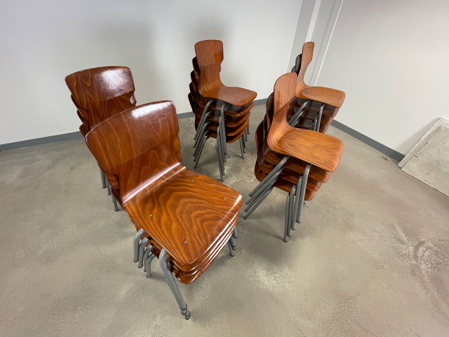 Lot 22 chairs obo eromes honey, 70s, holland