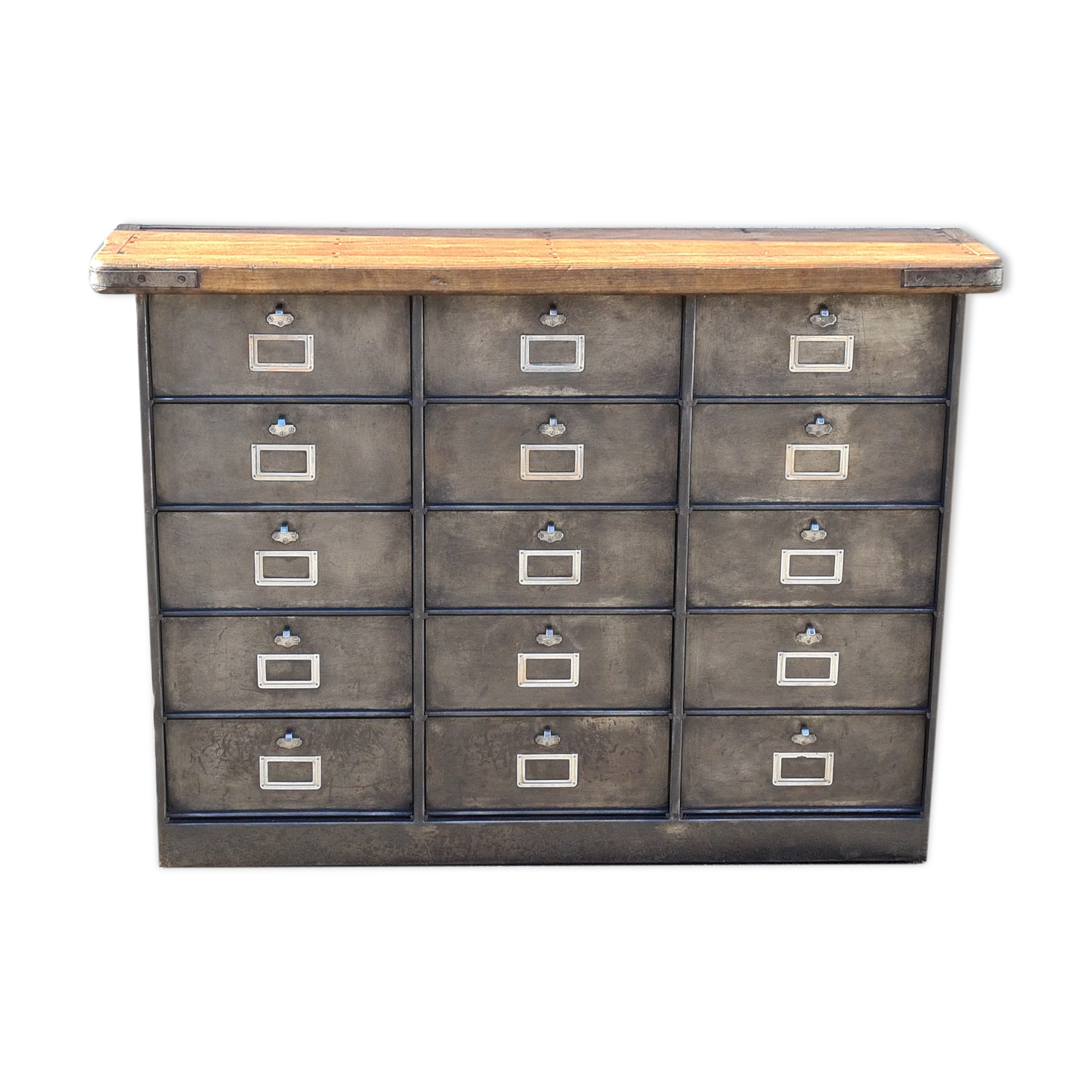 Furniture with valves