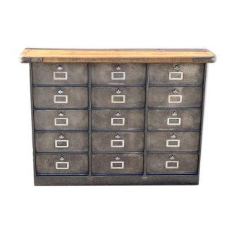 Furniture with valves
