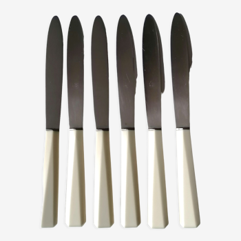 6 stainless blade bakelite knives