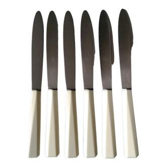 6 stainless blade bakelite knives