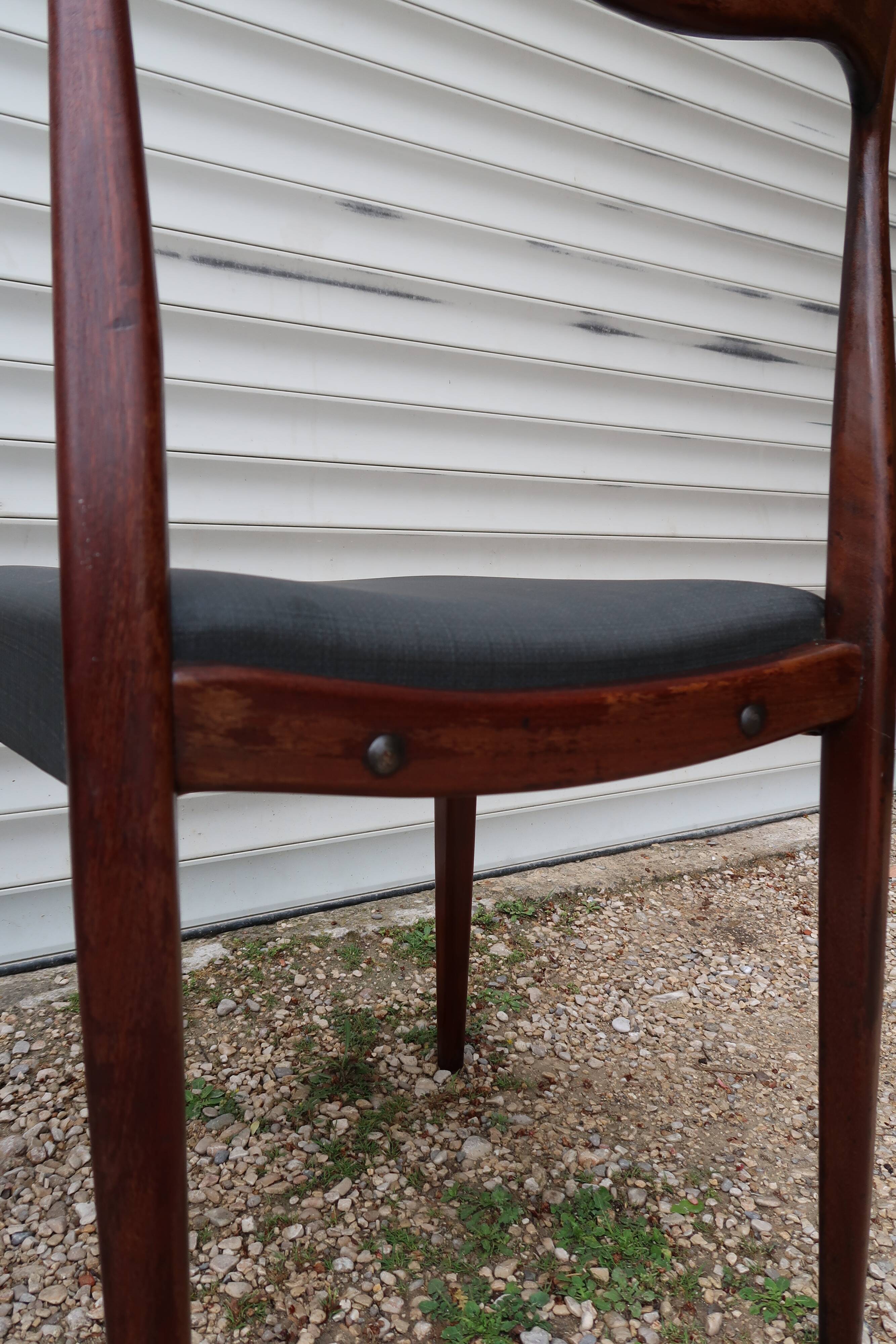 Pair of Scandinavian chairs Niels Otto Moller