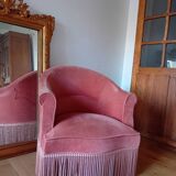 Pink velvet toad armchair