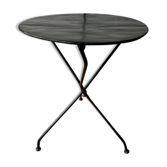 Iron pedestal table