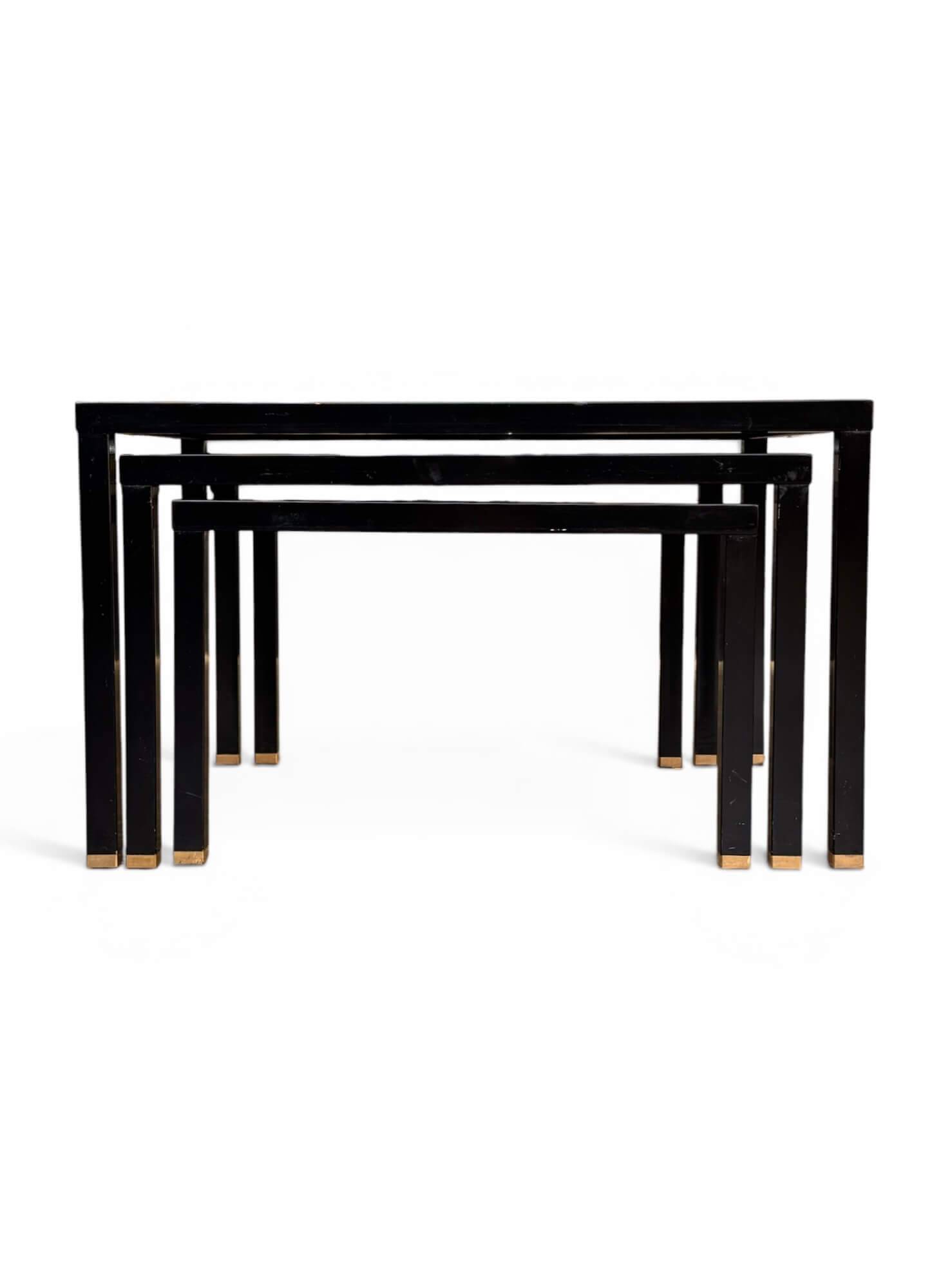 Nested tables Pierre Vandel