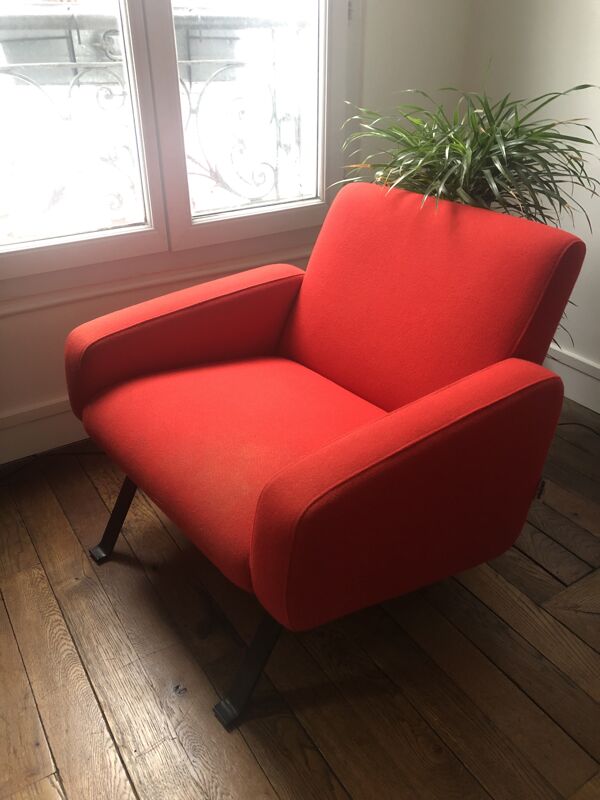 fauteuil 740 Rouge Joseph-André Motte, Édition Contemporaine steiner