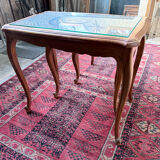 Vintage nesting tables in wood and cane – perfect condition.