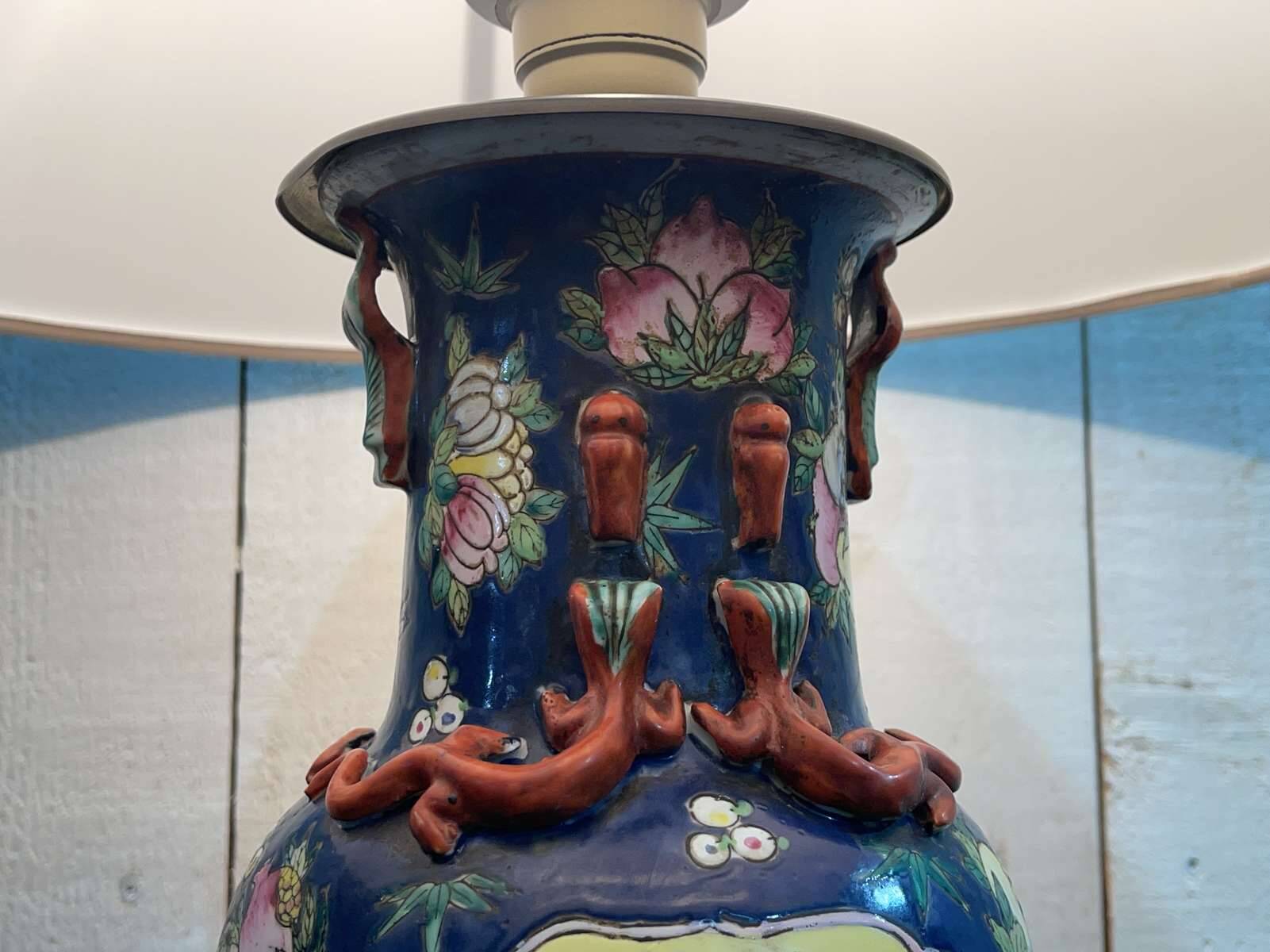 Chinese porcelain lamp from the early 20th century