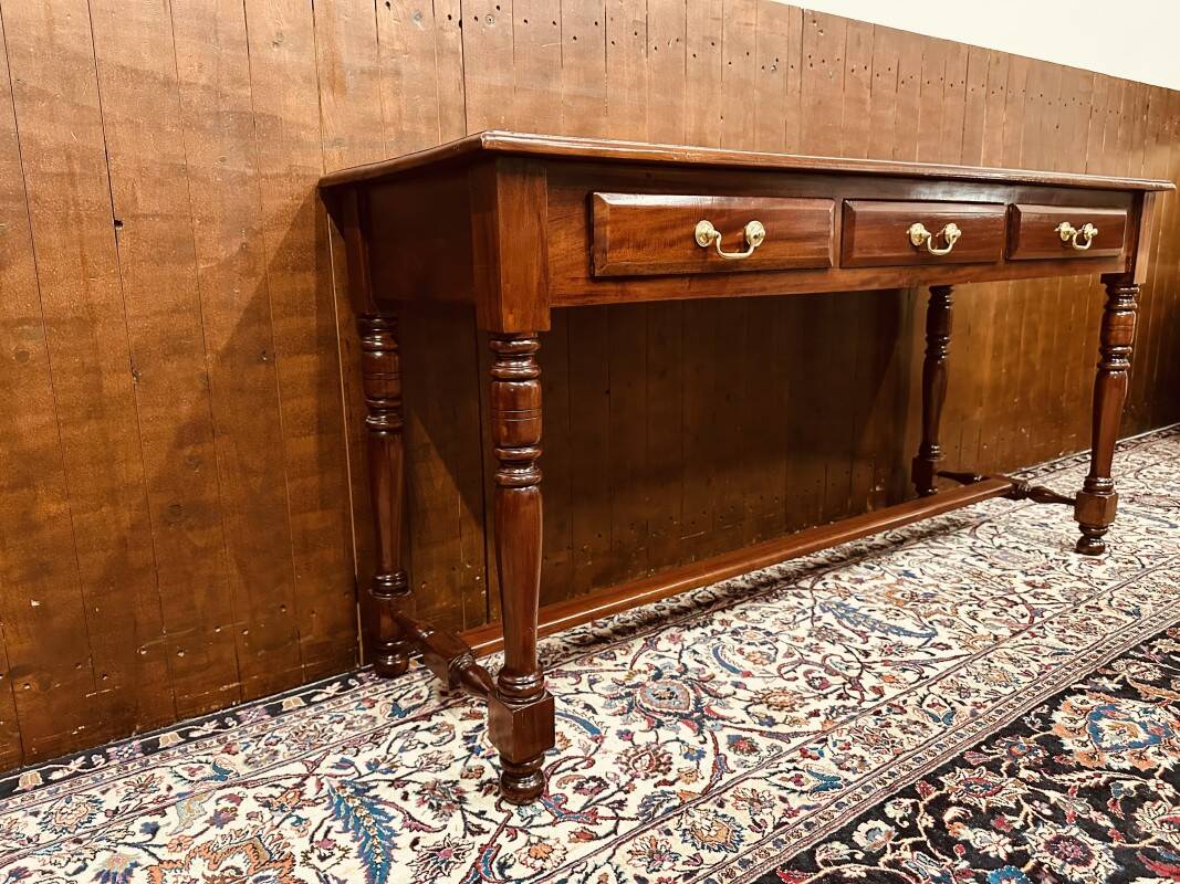 Classic English Side Table Desk