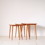 Set of three nesting tables
