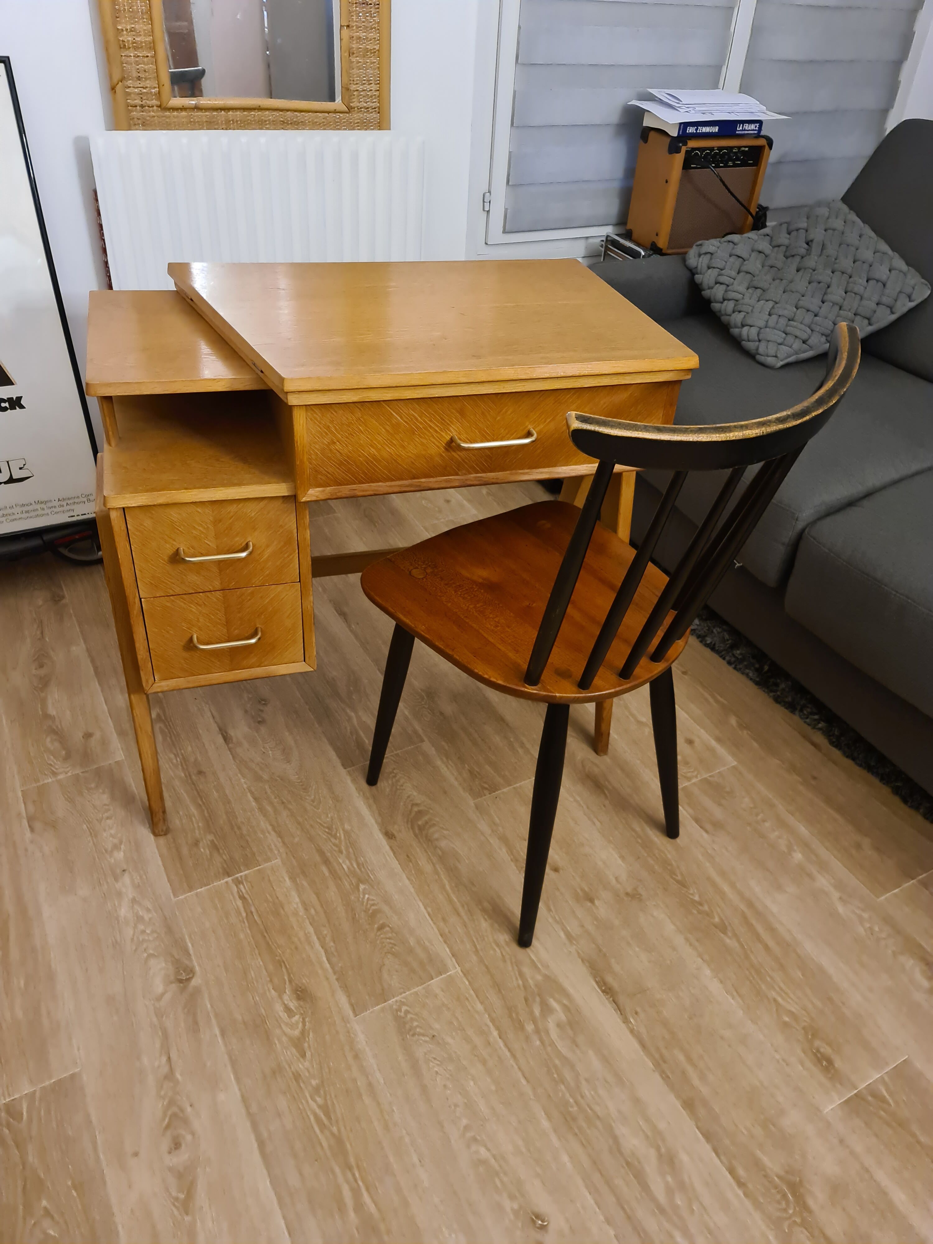 Vintage 1960 Scandinavian Singer sewing machine