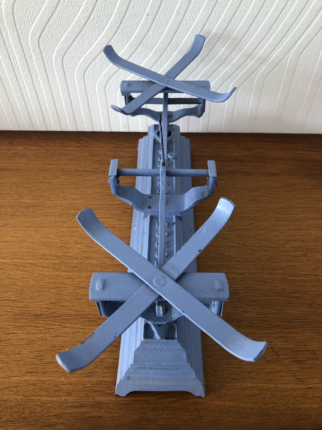 Old scale Force 5 kilos Roberval blue