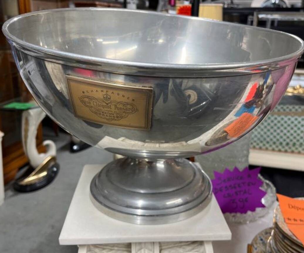 Champagne bucket - Veuve Clicquot cooler