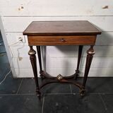 Napoleon III hairdresser in walnut and brass marquetry from the 19th century.