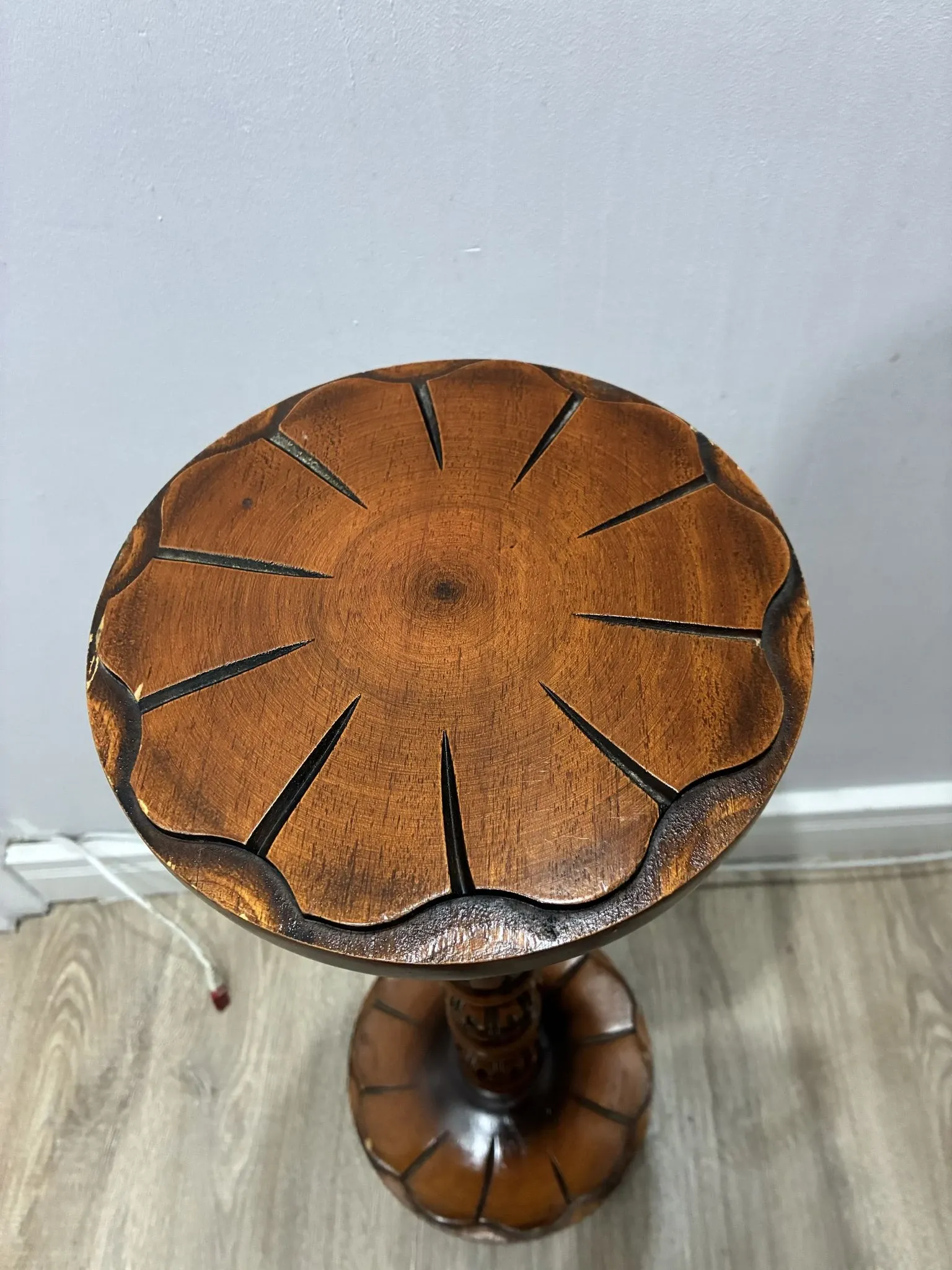 Carved wooden plant stand, turned pedestal, 1960s
