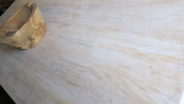 Grande table à tréteaux de ferme en chêne cérusé, années 40-50