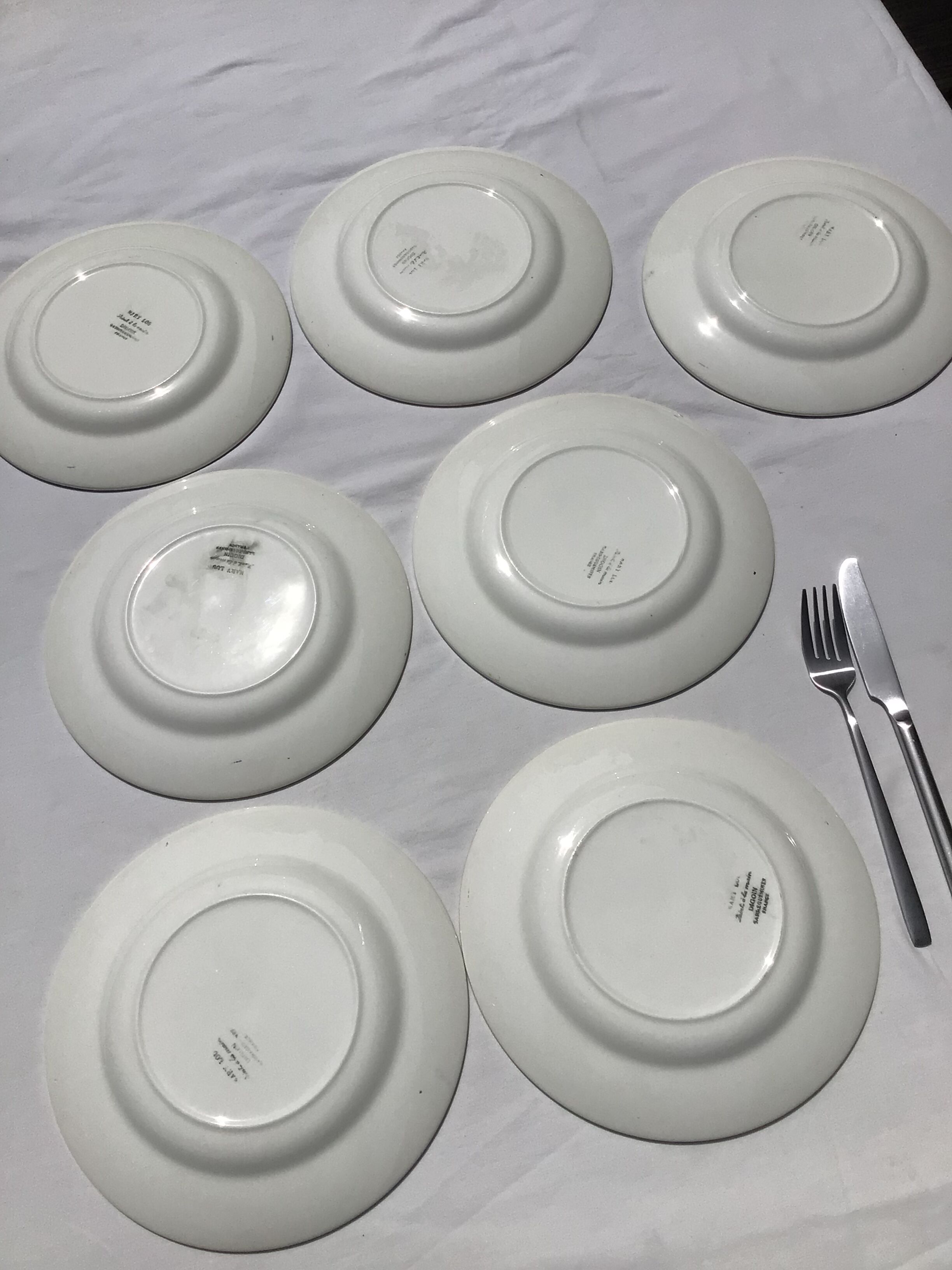 7 blue edge flat plates Mary Lou Digoin