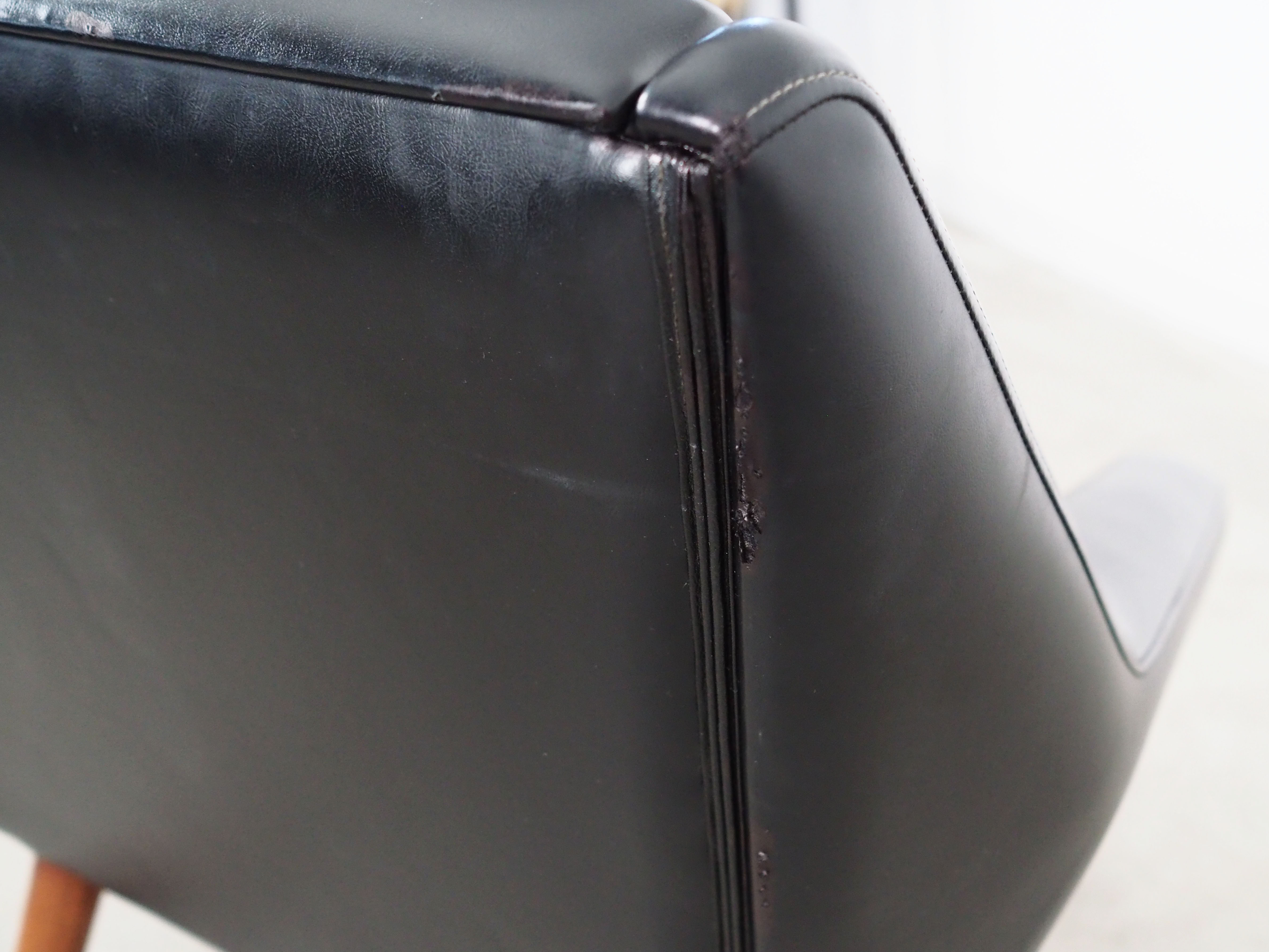Leather armchair, Danish design, 1970s, production: Denmark