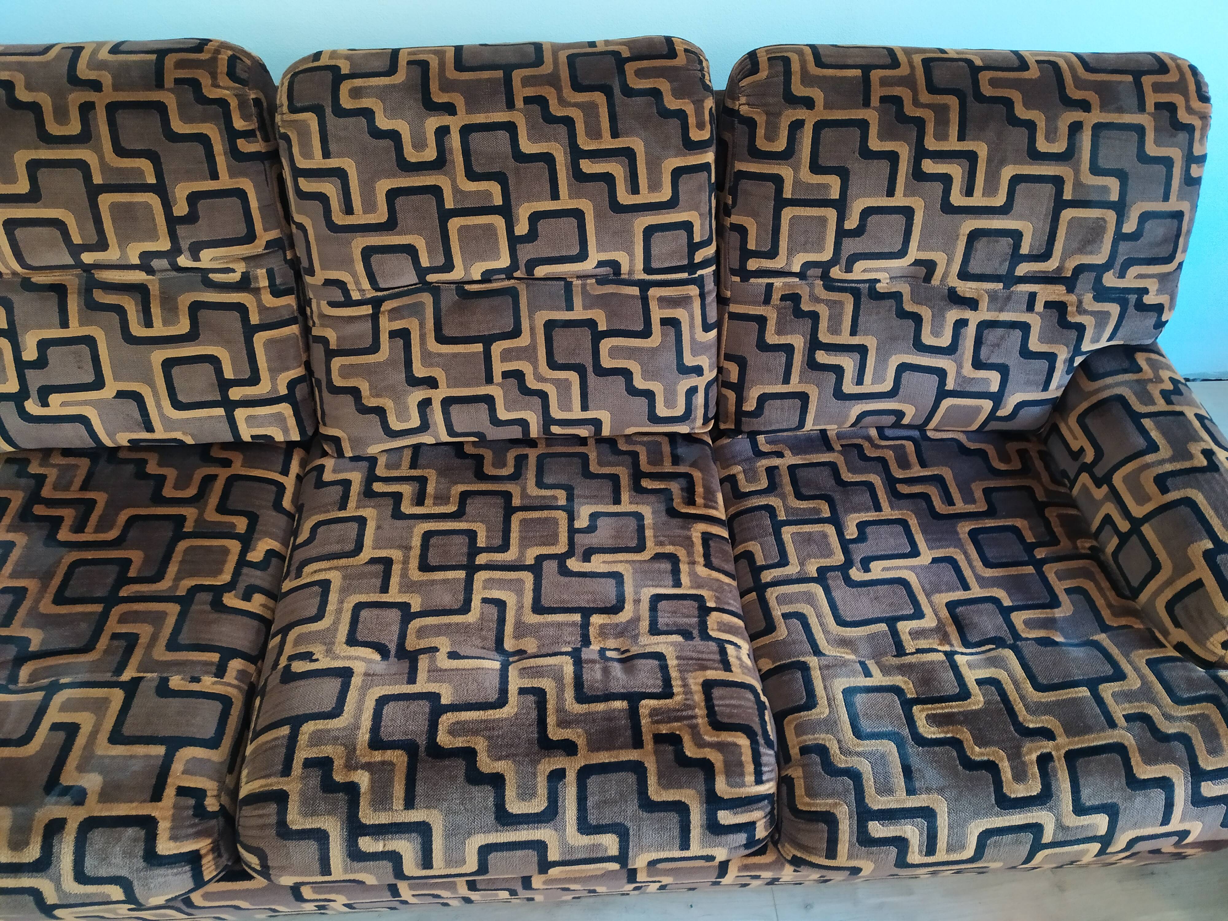 Set vintage sofa bed and 2 armchairs