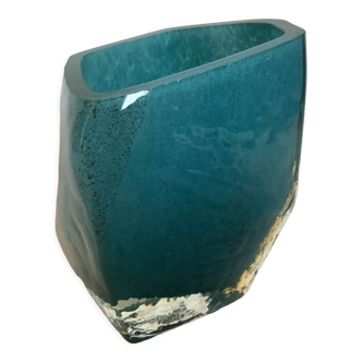 Vase Pentagone bleu et doré pâte de verre