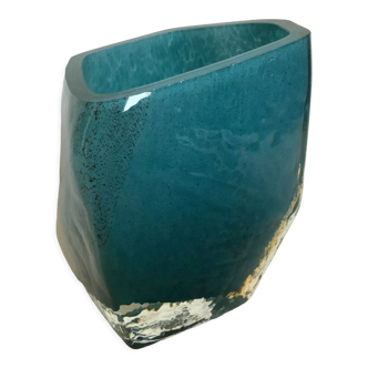 Blue and gold Pentagon vase glass paste