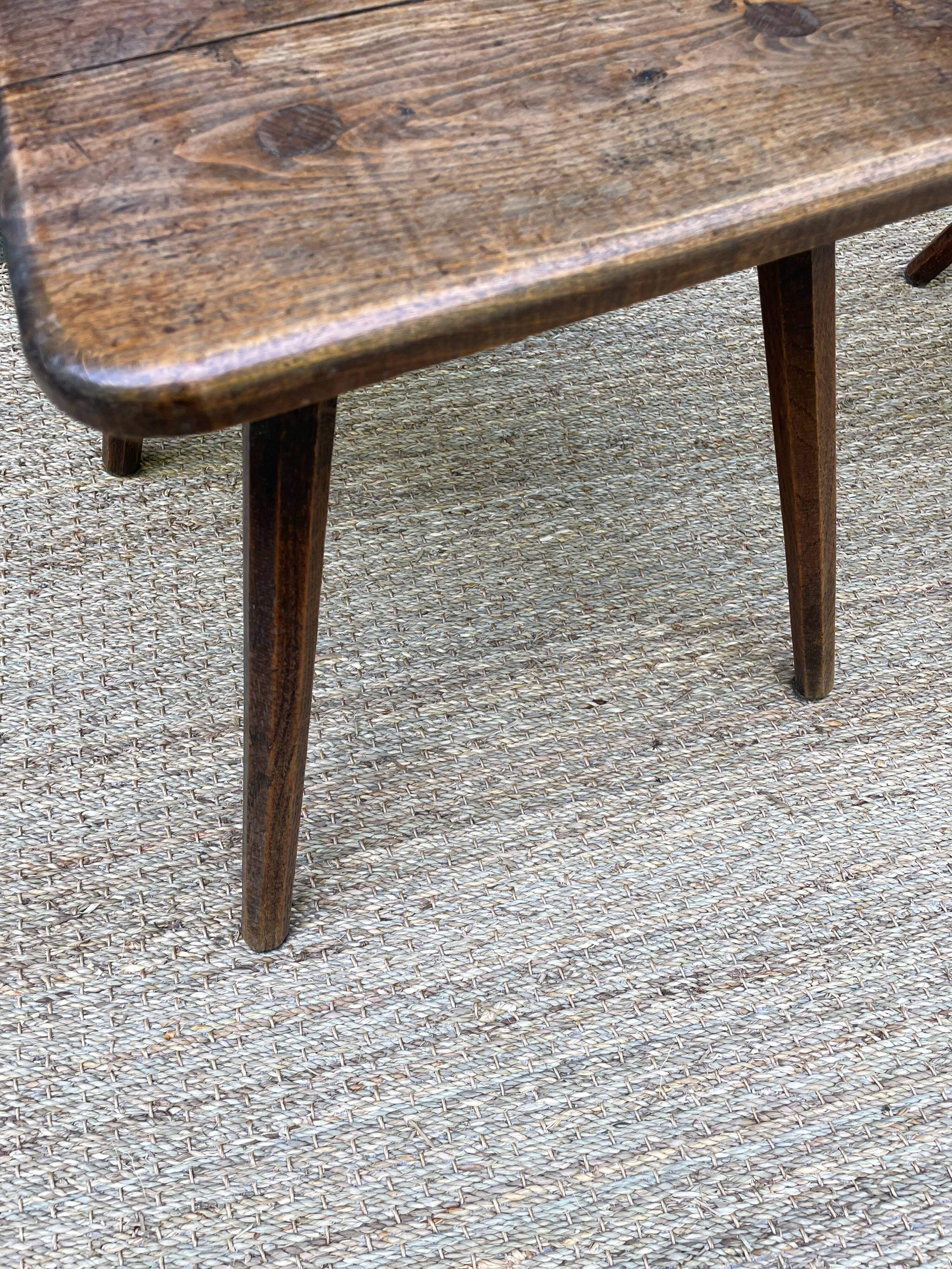 Pair of chairs made of vintage wood