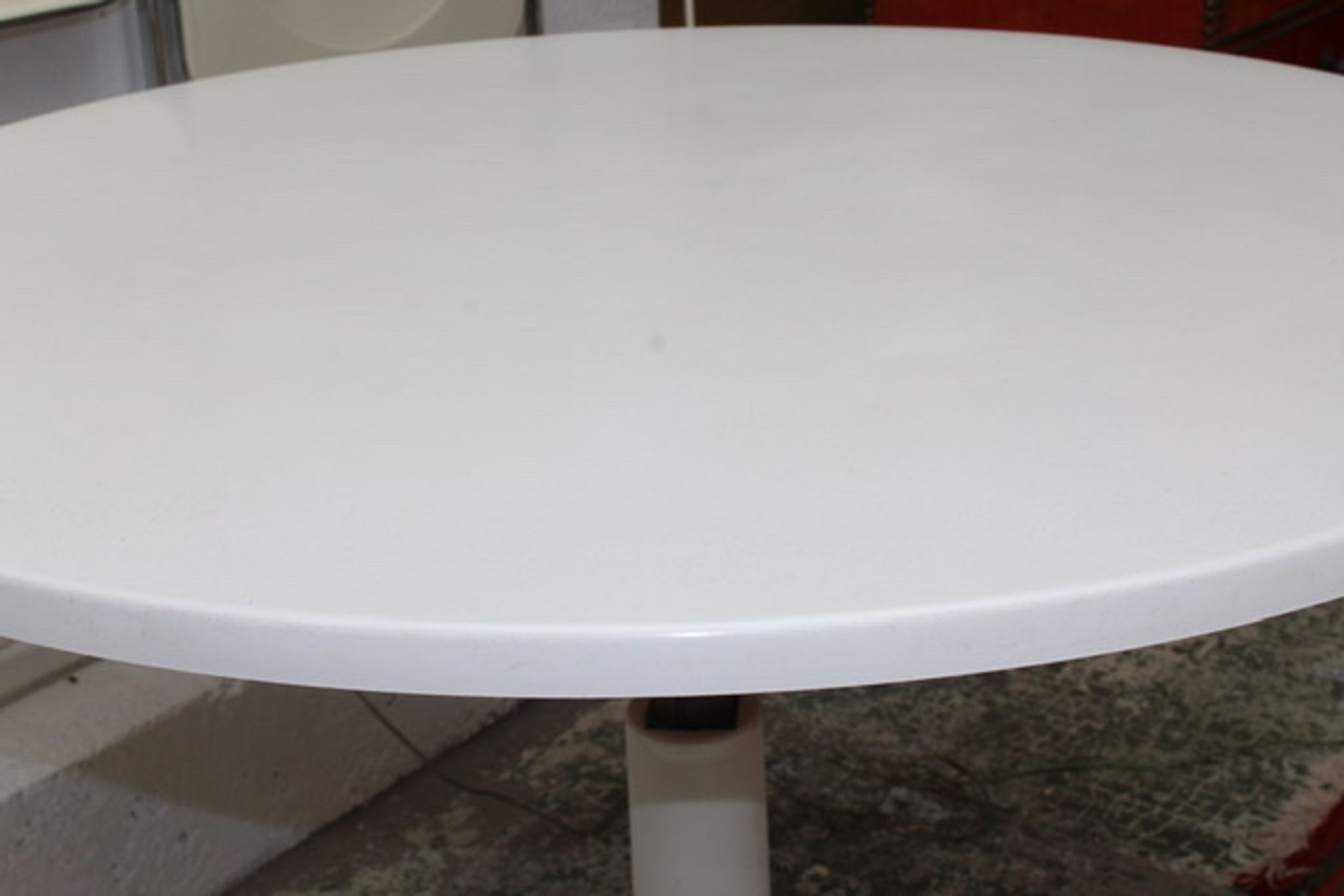Table ronde basse ou haute seventies