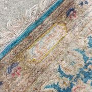 Kerman runner carpet in antique silk, hand-knotted from the 1940s.