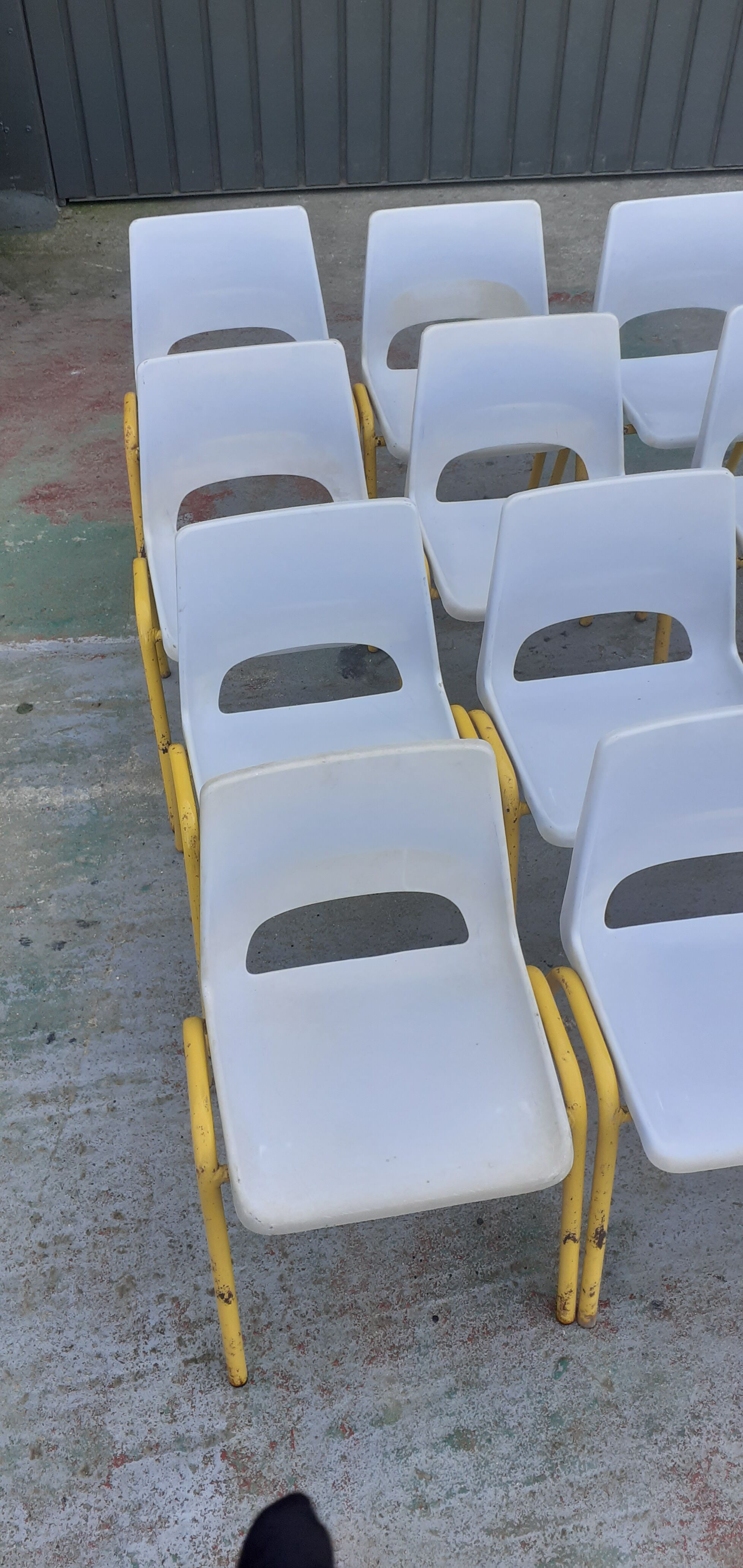 12 children's chairs school