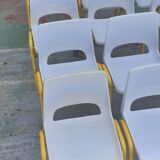 12 chaises enfant école